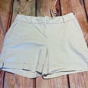 Loft The Riviera womens khaki shorts Size 4 Preowned